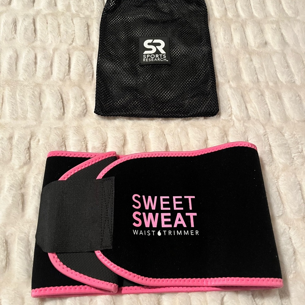 Sweet Sweat Waist Trimmer in Black and Pink Brand New - Picture 2 of 3